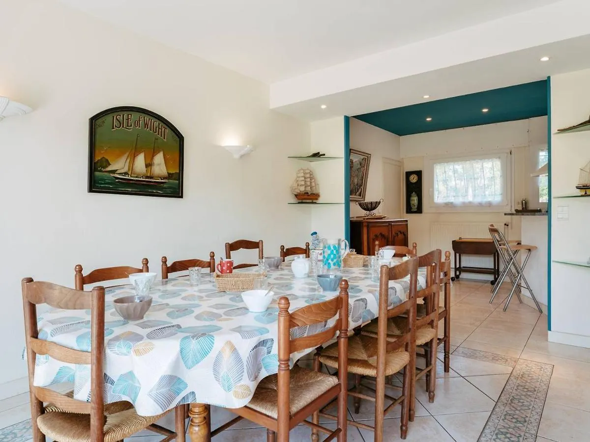 Villa Familiale 7 Pieces A Carnac - 10 Pers, Piscine Chauffee, Jardin, Proche Plage Et Commerces - Fr-1-477-242 France